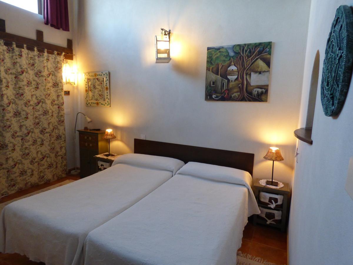 Hotel Albergue Bioclimatico Sabinares Del Arlanza Puentedura Værelse billede