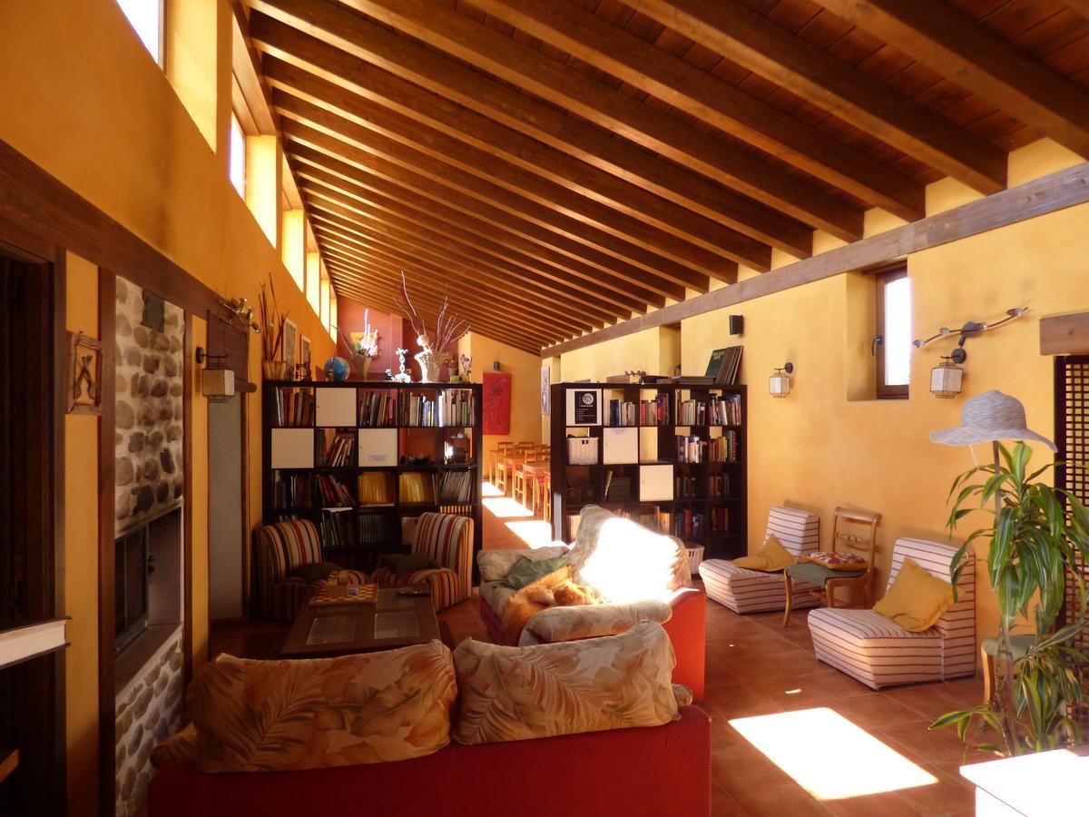 Hotel Albergue Bioclimatico Sabinares Del Arlanza Puentedura Eksteriør billede